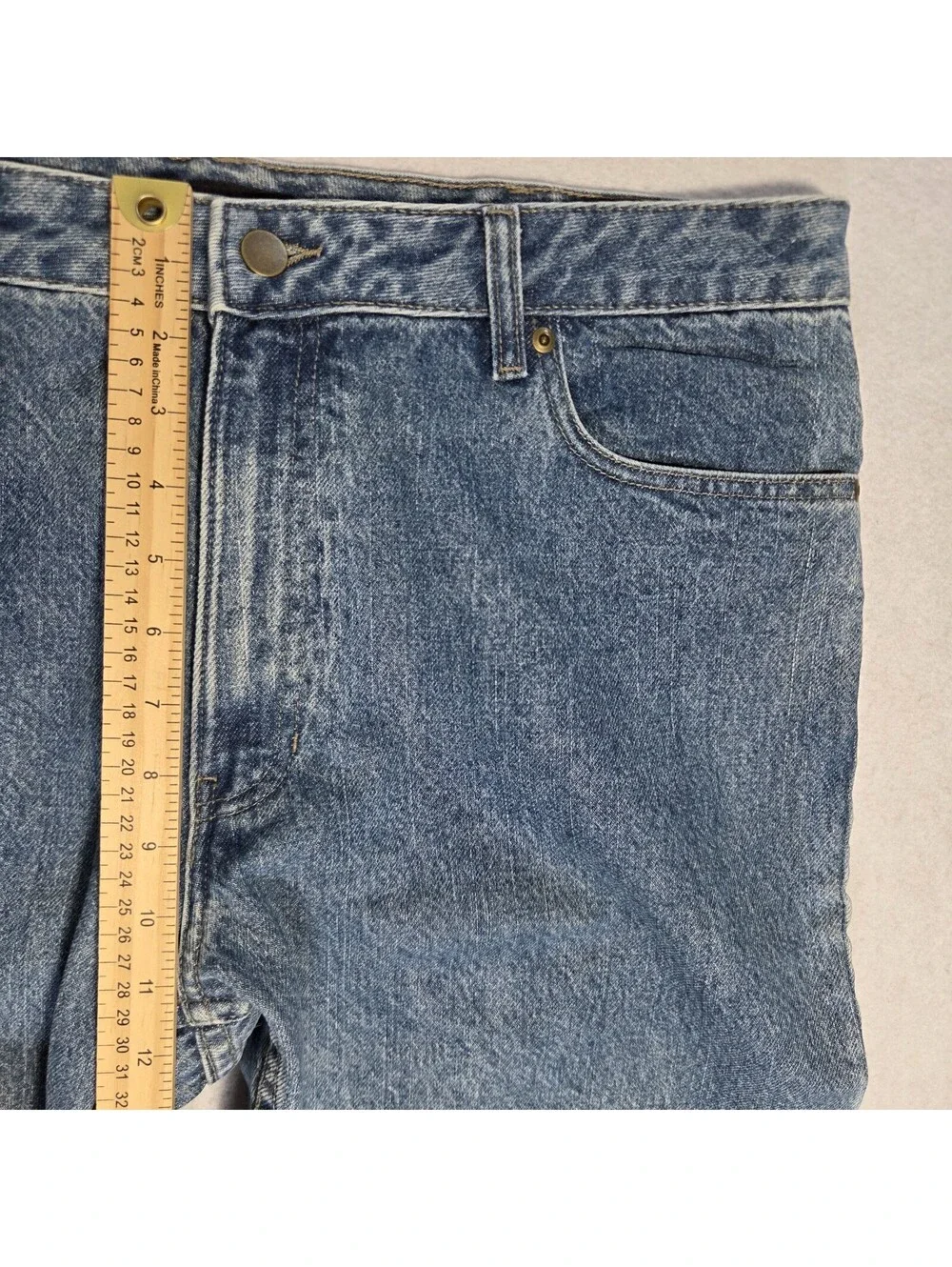 VTG Van Heusen Jeans Men's 36x32 Blue Cotton Denim Straight Leg Workwear Travel